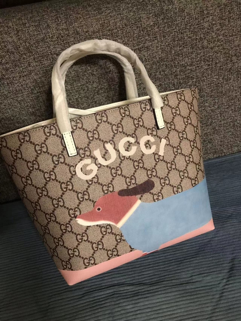 Gucci Shopping Bags